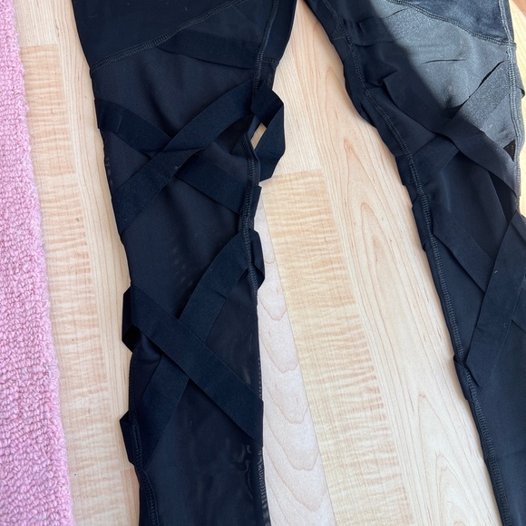 Leggings with ribbon - Picture 3 of 3